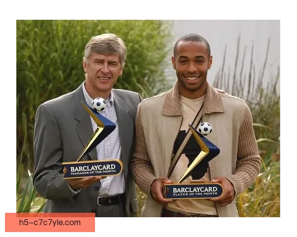 亨利回忆遭种族歧视孤立时刻 亨利回忆遭种族歧视孤立时刻